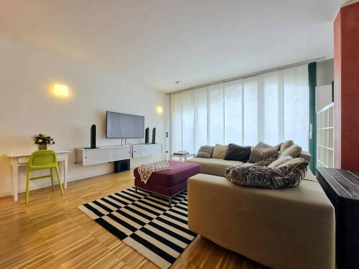 Apartment Arzignano Charm: Modern Home With Parking!