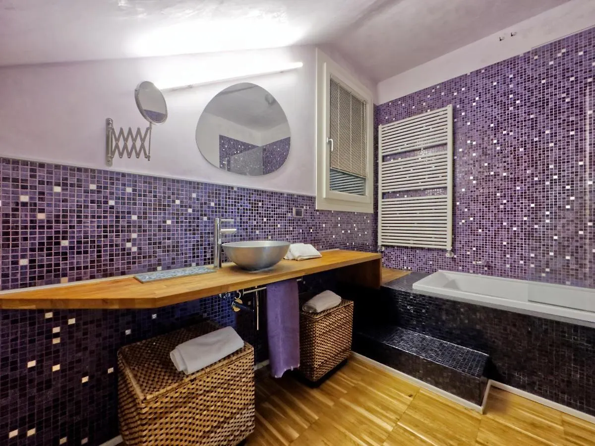 Apartment Arzignano Charm: Modern Home With Parking!